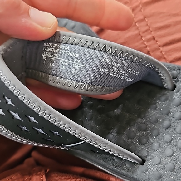 Womens Nike celso flip-flops size 7 - Picture 3 of 3